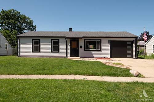 916 Mulberry, Streamwood, IL 60107
