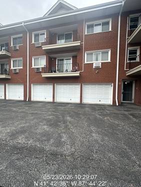 4752 W 101st Unit 6C, Oak Lawn, IL 60453