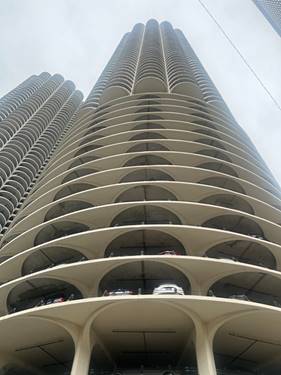 300 N State Unit 5225, Chicago, IL 60654