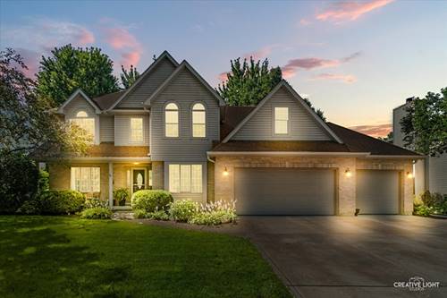 216 Willowwood, Oswego, IL 60543