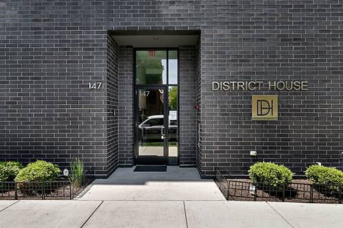 147 N Euclid Unit 401, Oak Park, IL 60302