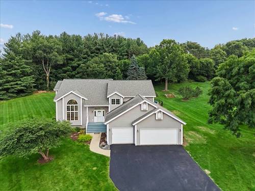 539 Creekview, Rockford, IL 61114