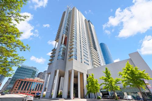 737 W Washington Unit 3607, Chicago, IL 60661