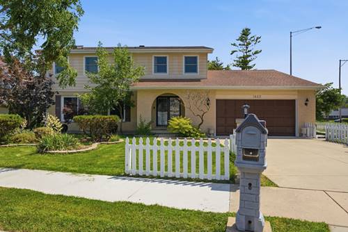 1623 W Bray, Arlington Heights, IL 60005