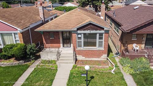 9040 S Oglesby, Chicago, IL 60617