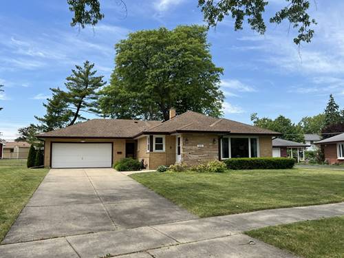 1431 E Emmerson, Mount Prospect, IL 60056