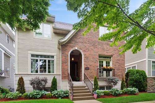 5652 N Lockwood, Chicago, IL 60646
