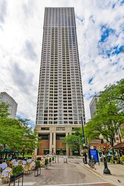 1030 N State Unit 40E, Chicago, IL 60610