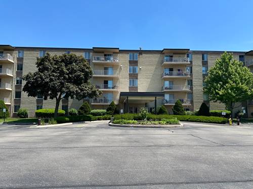 110 W Butterfield Unit 402S, Elmhurst, IL 60126
