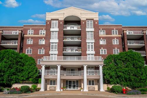 7041 W Touhy Unit 406, Niles, IL 60714