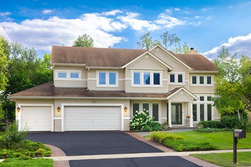 2855 Clara, Aurora, IL 60504