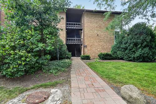5542 E Lake Unit 74D, Lisle, IL 60532