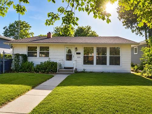 2210 Hermon, Zion, IL 60099