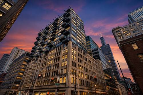 565 W Quincy Unit 1708, Chicago, IL 60661
