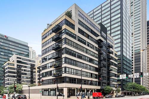 130 S Canal Unit 817, Chicago, IL 60606