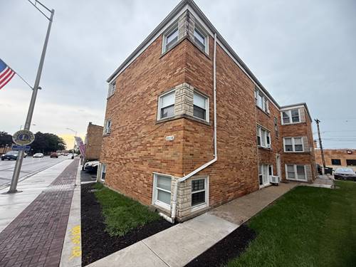 8038 Grand Unit 2N, River Grove, IL 60171