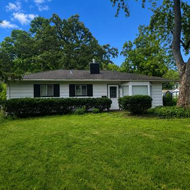 525 N Lake, Grayslake, IL 60030