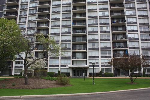 8815 W Golf Unit 4H, Niles, IL 60714