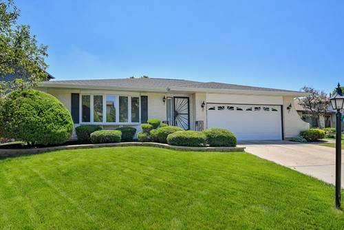 1071 Robey, Downers Grove, IL 60516
