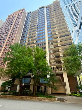 201 E Chestnut Unit 8B, Chicago, IL 60611