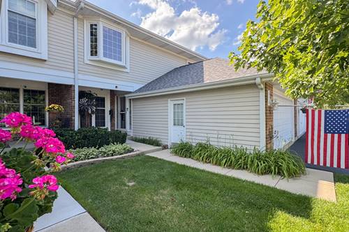 836 Golf Course, Crystal Lake, IL 60014