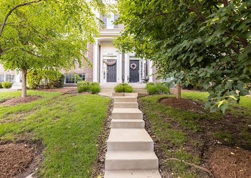 908 Bradford, Naperville, IL 60563