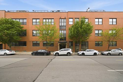1728 N Damen Unit 106, Chicago, IL 60647
