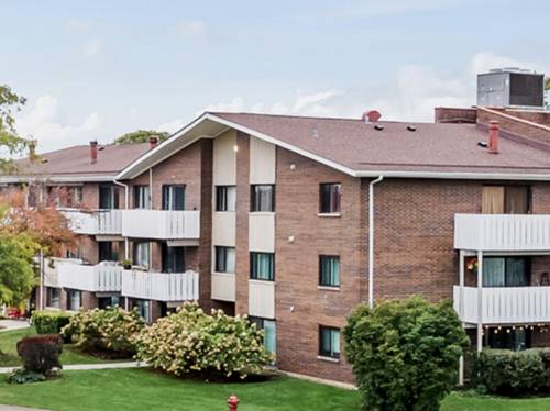 1000 Bayside Unit 203, Palatine, IL 60074