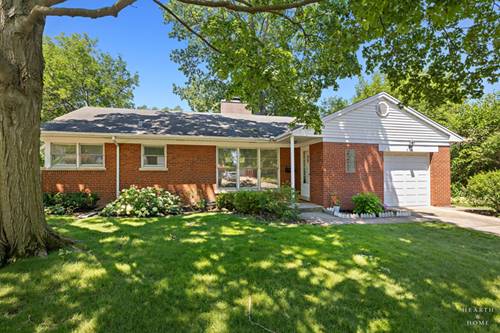 814 S Chestnut, Arlington Heights, IL 60005