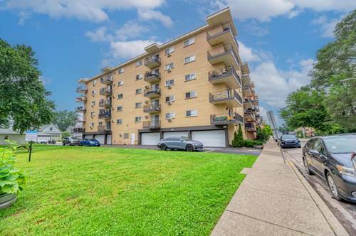 7428 Washington Unit 605, Forest Park, IL 60130