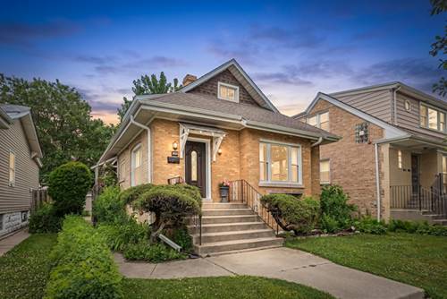 5830 N Nagle, Chicago, IL 60646