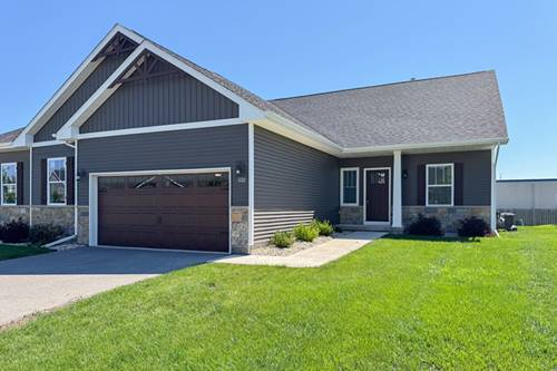 532 Anjali Unit R, Sycamore, IL 60178