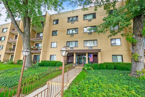 6670 S Brainard Unit 404, Countryside, IL 60525