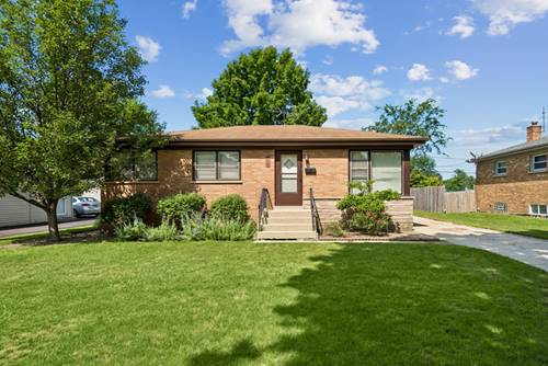 242 N Greenview, Mundelein, IL 60060