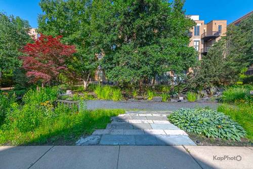 1330 W Monroe Unit 108, Chicago, IL 60607