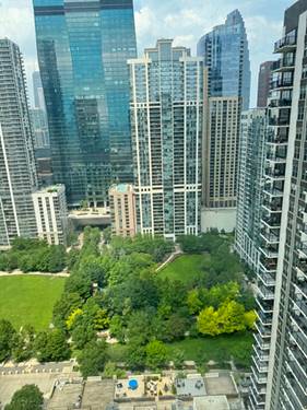400 E Randolph Unit 3318, Chicago, IL 60601