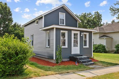 141 Oak, Hampshire, IL 60140