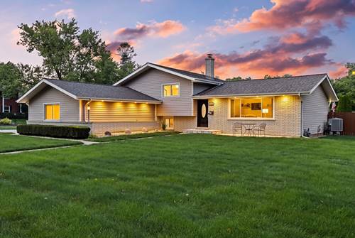 1236 Sandpiper, Naperville, IL 60540