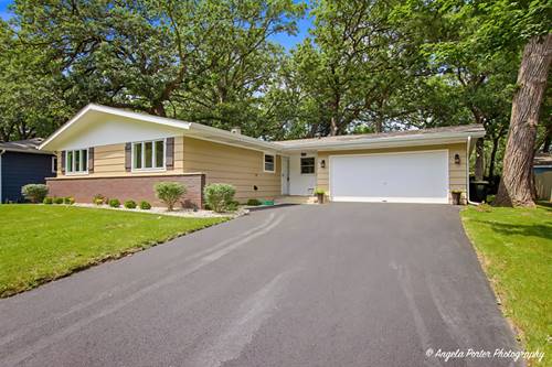 1403 Dairy, Mundelein, IL 60060