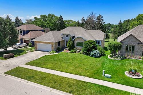 612 Edelweiss, Antioch, IL 60002