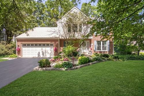 772 Red Oak, Bartlett, IL 60103
