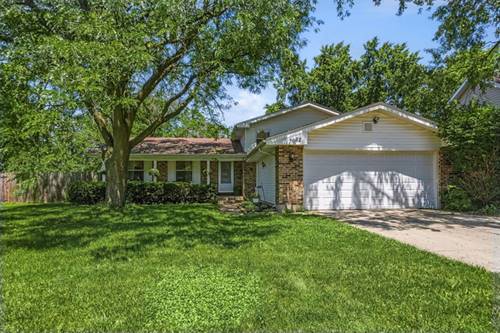 82 Sherbon, Crystal Lake, IL 60014
