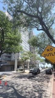 6301 N Sheridan Unit 24N, Chicago, IL 60660