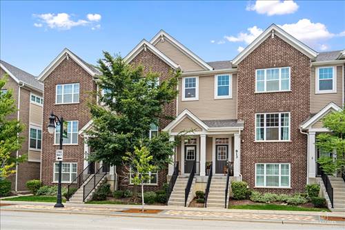 811 Lee, Des Plaines, IL 60016