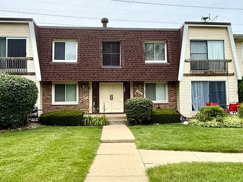 6818 Roberts Unit 7, Woodridge, IL 60517