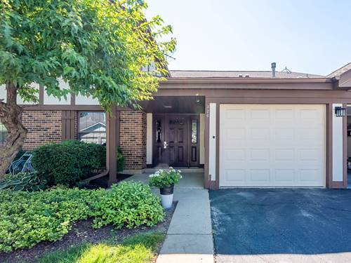 326 Woodbury Unit C2, Schaumburg, IL 60193