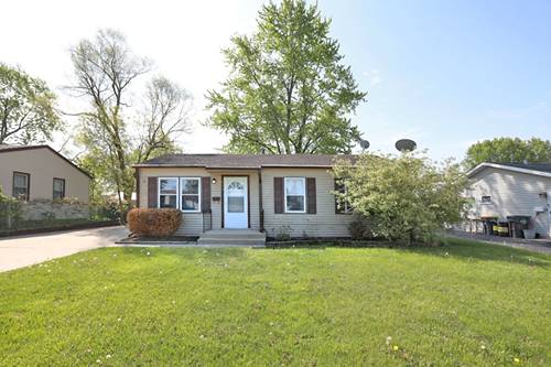 111 Elm, Streamwood, IL 60107
