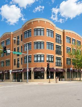 106 S Ridgeland Unit 304, Oak Park, IL 60302