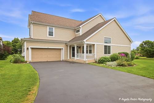 331 Hampton, Crystal Lake, IL 60012