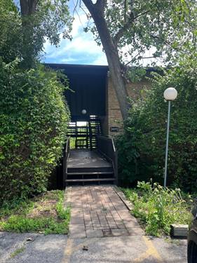 5515 E Lake Unit D, Lisle, IL 60532